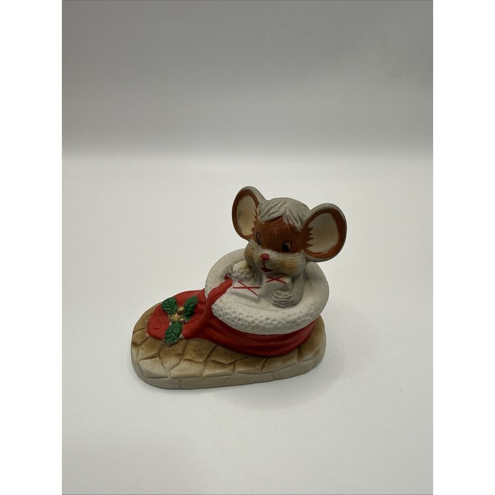 Vintage Frankel Christmas Mouse Figurine Sitting In Santa's Hat w/Gifts